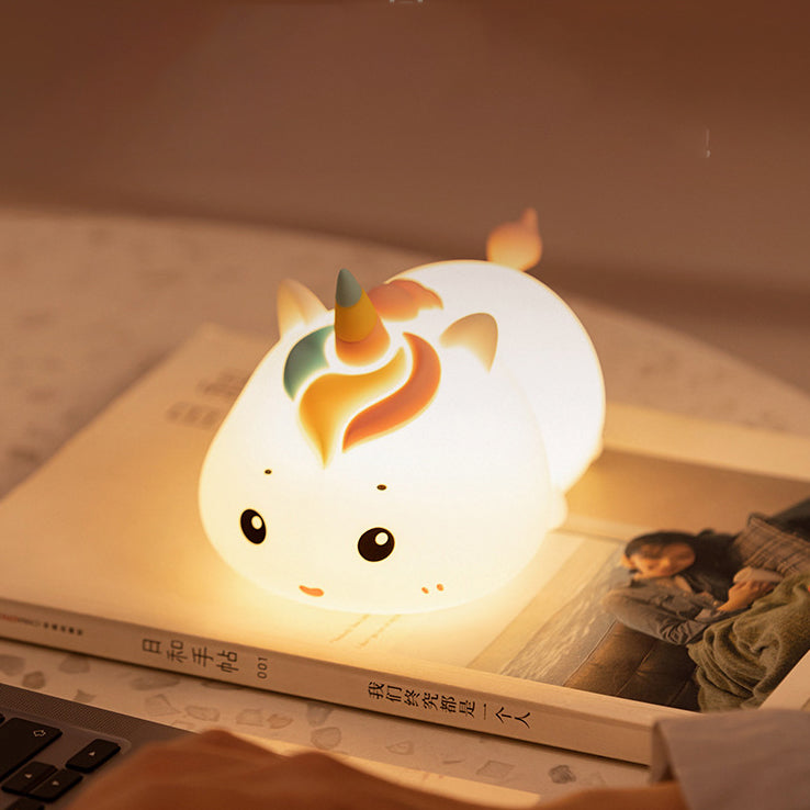 Eenhoorn Liggend Nachtlampje LED Squishy Siliconen Tap Lamp Beste Cadeau voor Baby en Meisje