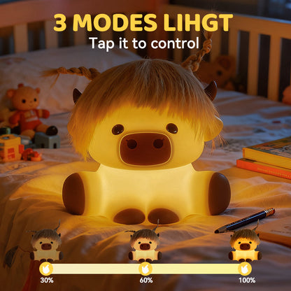 Highland Koe met Haar Silicone Squishy LED Nachtlamp - Perfect Cadeau voor Kinderen en Meisjes