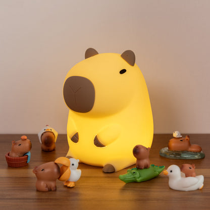 MeWaii® Capibara Vol met Capy Squishy Nachtlampfiguren Schattige Set DIY Bureau Collectie Perfect Cadeau