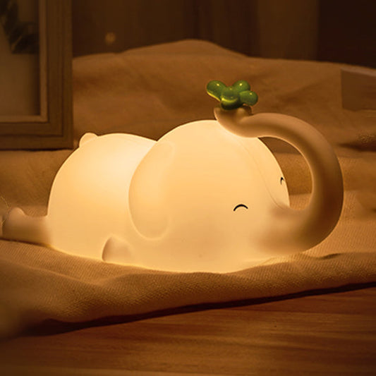 Huggwaii Squishy Siliconen Vliegend Olifant LED Nachtlamp - Perfect Cadeau voor Kinderen en Meisjes