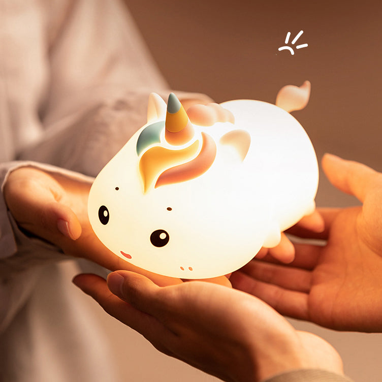 Eenhoorn Liggend Nachtlampje LED Squishy Siliconen Tap Lamp Beste Cadeau voor Baby en Meisje