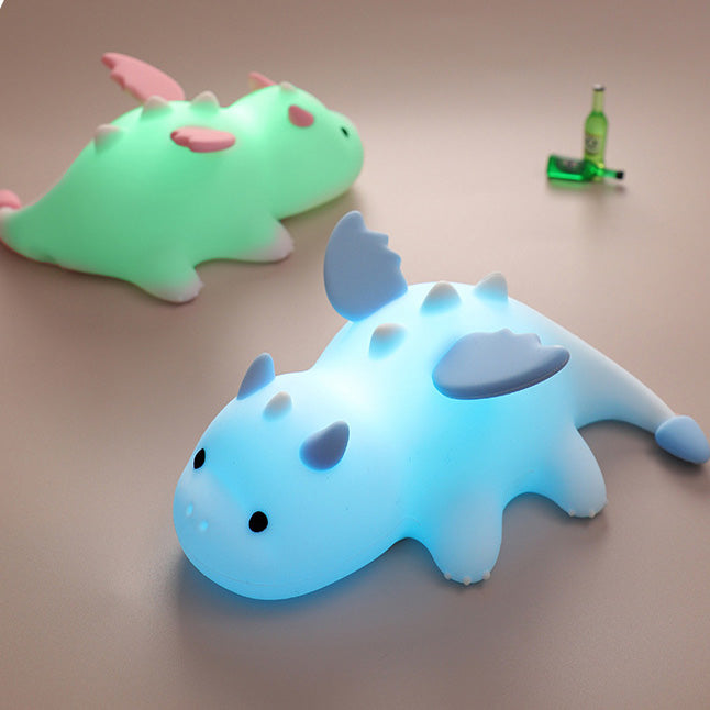 Huggwaii Squishy Silicone Schattige Baby Draak LED Nachtlamp - Perfect Cadeau voor Kinderen en Meisjes